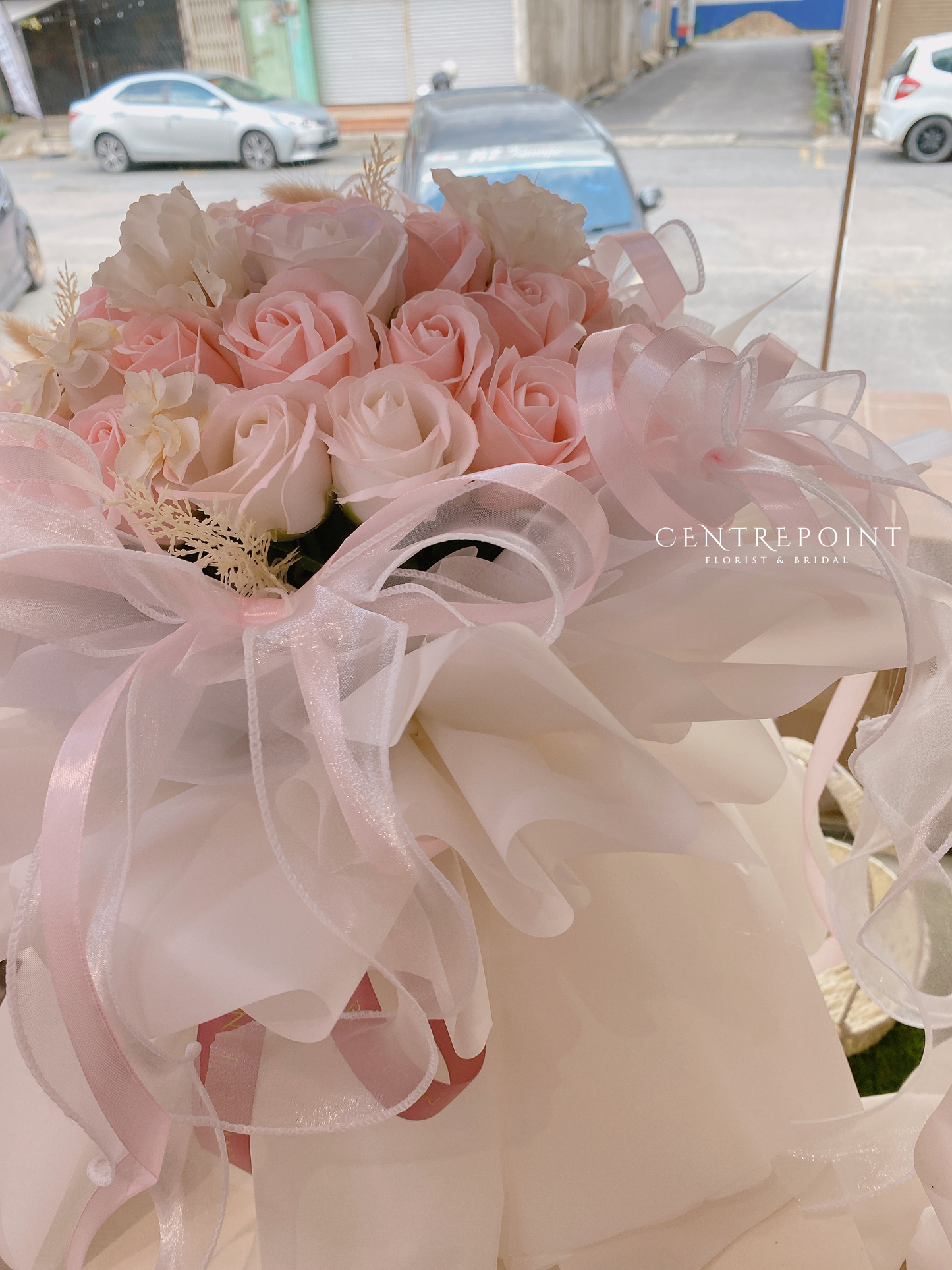 White Pink Princess (RM 250.00)
