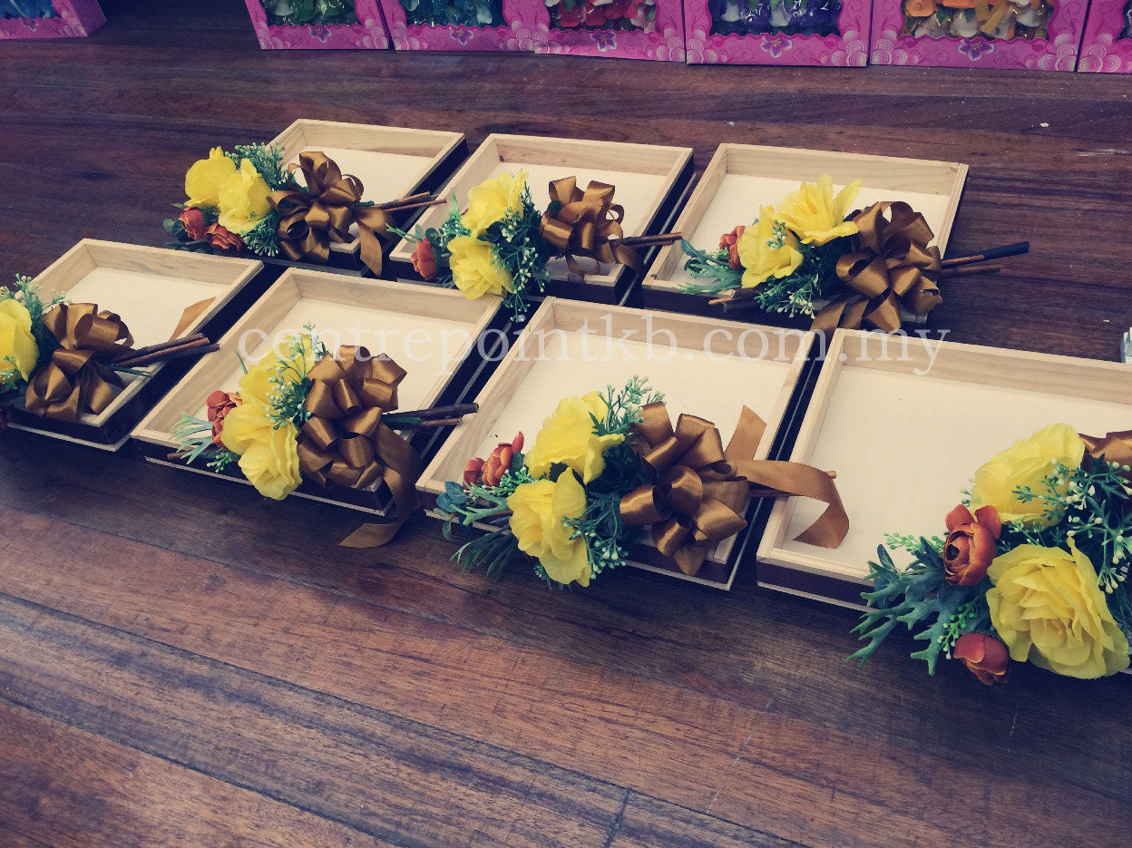 Simple and Classical Love