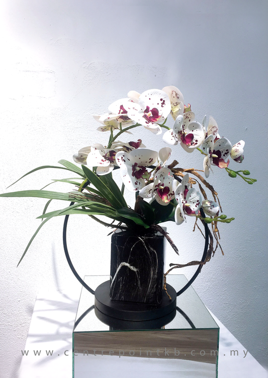 Modern Orchid Arrangement 03 (RM 245.00)