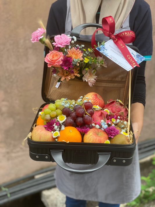 Fruit & Flower Basket 118 (RM 180.00)