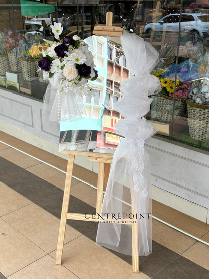 Trendy Acrylic Opening Stand 2345 (RM 300.00)