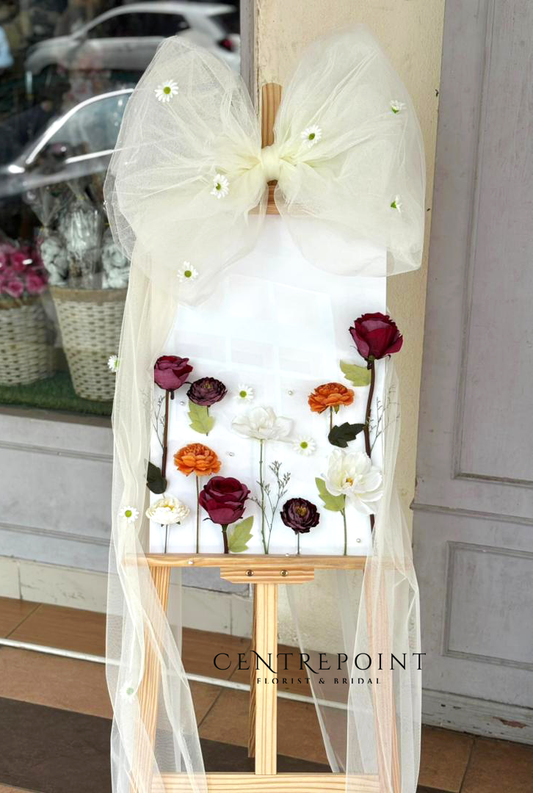 Trendy Acrylic Opening Stand 717 (RM 300.00)