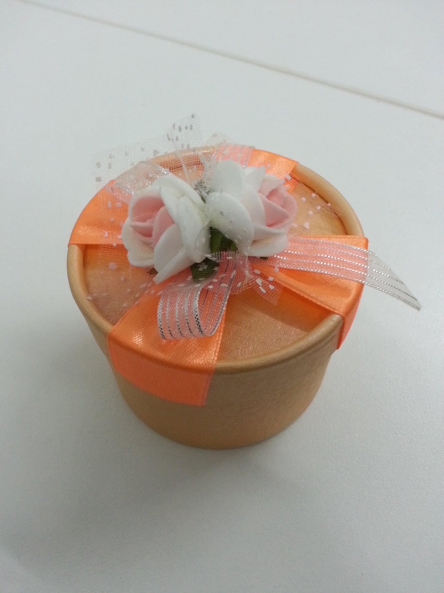 Round Paper Box Decorated (RM1.20)